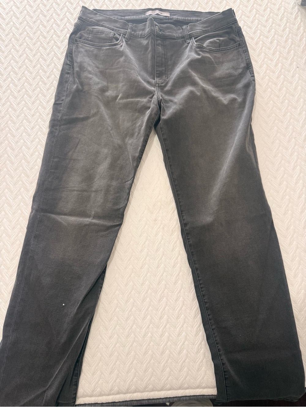 Joe's Jeans Straight Leg in Washed Black